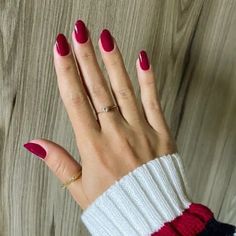 14 Fall Nail Colors for Fair Skin Tones - That are Warm & Cozy - Fall Nails For Fair Skin, 2025 Nails, Fall Nail Color, Wine Nails