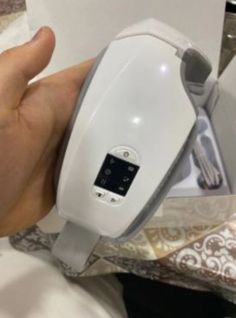 4D SMART AIRBAG VIBRATION EYE MASSAGER