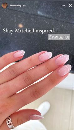 lauren tiby 👼🏻👼🏻 Simple Nail Trends 2023, Oval Shape Nail Ideas, Nail Inspo Bachelorette, Nails For Recruitment, Nail Designs For Senior Pictures, Classy Bridal Nails Simple, Cool French Tip Designs, Shorter Summer Nails, Minimal Beach Nails