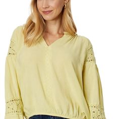 Elevate Your Wardrobe With This Beautiful Lucky Brand Women's Crochet Peasant Blouse In Citron. The Stunning Long Sleeve Blouse Is Made Of 52% Cotton And 48% Viscose, Ensuring Comfort And Durability. The Blouse Features A Delicate Crochet Detailing And Is Perfect For Any Occasion. Whether You're Dressing Up For A Night Out Or Staying Casual For A Day Out, This Blouse Is A Must-Have Addition To Your Wardrobe. The Blouse Is Machine Washable And Is Available In Size M. It Has A Retail Value Of $99 Spring Vacation Peasant Top Relaxed Fit, Spring Vacation Relaxed Fit Peasant Top, Casual Rayon Tops With Lace Trim, Casual Blouse With Crochet Trim For Day Out, Casual Rayon Peasant Top For Spring, Casual Crochet Top For Brunch, Casual Summer Peasant Top With Crochet Trim, Casual Peasant Top With Crochet Trim For Summer, Spring Cotton Blouse With Crochet Trim