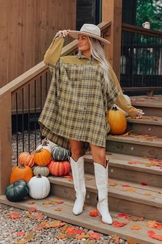 Plaid Tunic Dress, Trendy Fall Fashion, Plaid Tunic, Fall Days, Loose Sleeves, Trendy Dress, Blue And Brown, Trendy Fall, Country Girl