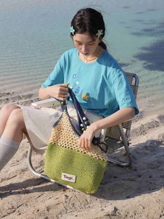 Tagi Signal Fruit Woven Bag Matcha Cheese Size F: 36cm * 38cm Shoulder Strap Length 54cm Precautions: Keep away from direct sunlight, heat and moisture. No contact with heavy rains outside. Casual Outdoor Bags For Beach Season, Casual Beach Season Outdoor Bags, Casual Outdoor Beach Bags, Rectangular Natural Bag For Outdoor, Rectangular Natural Color Bags For Outdoor, Casual Rectangular Beach Bag For Outdoor, Casual Square Shoulder Bag For Outdoor, Casual Outdoor Bucket Bag Tote, Casual Summer Outdoor Bags