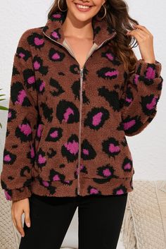 Material: 100%PolyesterExperience the warmth and comfort of our Leopard Zip Up Stand Collar Sherpa Teddy Jacket! Featuring a sleek leopard pattern and a cozy Sherpa construction. this jacket lends the perfect finishing touch to any look. Snuggle up and stay warm in style!This jacket provides all the warmth you need in a beautifully designed. eye-catching print to put the spotlight on your fashion. Ready to make a statement? Get your Sherpa Teddy Jacket now! Cheetah Silhouette, Stand Neck, Sherpa Fabric, Leopard Fabric, Teddy Jacket, Teddy Coat, Pink Leopard Print, Versatile Outfits, Sherpa Jacket