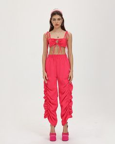 Model (WearingXS):• Height: 171cm | Bust: 83cm | Waist: 59cm | Hips: 89cmDetails: Long pants with ruched ankle designBottom Length: LongMaterials:95% Polyester + 5% Spandex Long Pants, Parachute Pants, Spandex, Pants, Pink, How To Wear, Design, Trousers