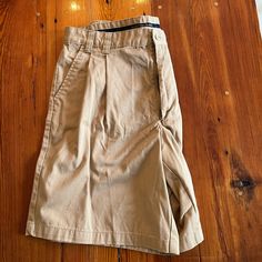 Nwot. Duck Head 38 Waist Khakis Shorts. Fit And Measure More Like A 36 Waist. Rare, Quality And Not Made Anymore. Double Button Waist. Cotton Skort With Belt Loops, Short Length, Cotton Skort With Belt Loops, Casual Short Skort With Button Closure, Casual Shorts With Button Closure, Short Cotton Pants With Button Closure, Short Cotton Skort With Pockets, Casual Cotton High-waisted Skort, Duck Head, Shorts Fit