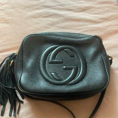 Gucci Soho Disco Bag Black Leather, Wear Shown In Photos 100% Authentic Gucci Marmont Mini Bag, Gucci Wallet On Chain, Gucci Dionysus Mini, Gucci Soho Disco Bag, Soho Disco Bag, Gucci Soho, Gucci Crossbody Bag, Gucci Purse, Gucci Soho Disco