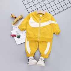 2-piece Sporty Suit for Children Boy - PrettyKid Sporty Suit, Toddler Suits, Ladies Man, Children Boy, Boy Blue, Spring Outfit, Toddler Boys, Kids Boys, Nike Jacket