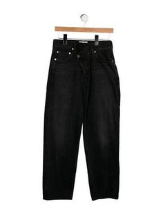 AGOLDE Straight Leg JeansBlackHigh-Rise5 PocketsButton ClosureFit:Jeans by AGOLDE typically fit small, consider taking a size up. Sweater Boots, Accessories Jacket, Outerwear Sweater, Shirt Accessories, Hoodie Dress, Casual Jeans, Sweater Accessories, Jacket Tops, Dress Accessories