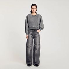 Jewellery neck sweatshirt Cropped Boxy Fit Sweatshirt For Fall, Boxy Fit Cropped Sweatshirt For Fall, Boxy Fit Long Sleeve Cropped Sweater, Fall Cropped Sweatshirt With Ribbed Cuffs, Chic Long Sleeve Sweatshirt With Ribbed Cuffs, Oversized Chic Long Sleeve Sweatshirt, Co Ord Suit, Tuxedo Accessories, Oversize Sweatshirt