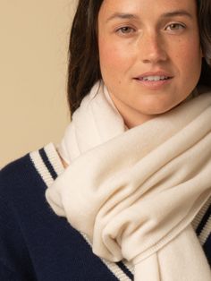 Made from 100% cashmere, the Cashmere Oversized Scarf is super-soft and light enough to wear all day. Winter is the most coveted wardrobe staple, this scarf will keep you warm even on the chilliest days. Its cozy, generously-sized silhouette is breathable, unbelievably soft. Chic and versatile, this scarf can be worn around the neck or draped over the shoulders for an elevated look. Material100% Mongolian CashmereSustainabilityOEKO-TEX Certified Woven Shoes, White Scarf, White Scarves, Denim Hat, Oversized Scarf, Cropped Blazer, Scarf Men, Engineered Garments, Cashmere Scarf