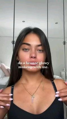 Bronzed Makeup Tutorial, Bronze Makeup Look, Tiktok Makeup, Subtle Makeup, Casual Makeup, Bronze Makeup, Natural Glowy Makeup, Dewy Makeup, Skin Glowing