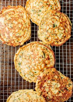 some food that is sitting on top of a wire rack with it's crusts