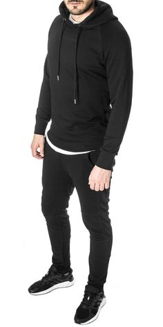 Streetwear Tracksuit, Casual Menswear, Track Suit Men, Tracksuit Set, Mens Casual, Mens Casual Outfits, Casual Streetwear, Workout Wear, Men's Casual