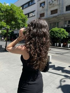 Curly Hairstyle Long, Curls Aesthetic, Beach Waves Hair, Long Natural Curly Hair, Quick Curly Hairstyles, Curly Afro Hair, Hairstyle Long, Natural Curly Hair Cuts, Waves Hair