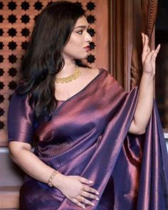 Purple Saree, Designer Silk Sarees, Indian Silk Sarees, Saree Designs Party Wear, Indian Bridal Fashion, Art Silk Sarees, Stylish Sarees, Indian Outfit, Saree Look