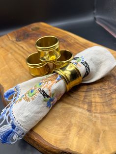 "These Brass napkin rings are so fabulous!!  there are 4 total to swag up your holiday table!   1 3/8\" opening x 1\" tall" Wedding Table Decor, Dining Table Decor, Holiday Table, Holiday Tables, Napkin Rings, Wedding Table, Table Decor, Napkins, Decorative Items