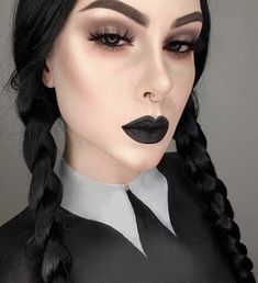 Addams Makeup, Wednesday Addams Costume, Halloween Makeup Pretty, Halloween Makeup Inspiration, Halloween Inspo, Halloween Makeup Looks