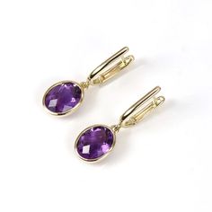 SPECIFICATIONS Model Number: BL-E00231 Item Weight: 2.52g Metals Type: Yellow Gold Metal Stamp: 14k Origin: Mainland China Certificate: no Main Stone: Amethyst Occasion: Anniversary Certificate Type: GTC Side Stone: None Style: Classic is customized: No Earring Type: Drop Earrings Shape\pattern: PLANT Fine or Fashion: Fine Gender: Women Item:14k gold Earring with natural gemstones material:14k yellow gold silver weight:approx.1.81gcenter stone:Natural amethyst ovla 7*9mmGemstone Cutting:Checkboa Gold Beauty, Classic Earrings, Amethyst Earrings, Fine Jewelry Designers, Brilliant Diamond, Jewelry For Women, Design Fashion, Style Classic, Pure Silver