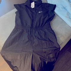 Nike Jumpsuit Size M Tall Black Never Worn Brand New Nike Jumpsuits, Nike Jumpsuit, Jumpsuit Black, M Pants, Black Jumpsuit, Pant Jumpsuit, Pants For Women, Jumpsuit, Womens Sizes