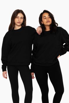 Indulge in laid-back luxury with our Unisex Crewneck in Onyx. Featuring drop shoulders, an oversized fit, and a timeless crew neckline, it's perfect for lounging or casual outings. Embroidered with the SET logo on the upper left chest, it adds a stylish flair to your wardrobe. Oversized Crew Sweatshirt For Layering, Oversized Crew Neck Sweater In Athleisure Style, Oversized Athleisure Crew Neck Sweater, Oversized Crew Sweater In Athleisure Style, Oversized Crew Neck Athleisure Sweats, Oversized Crew Neck Sweats In Athleisure Style, Oversized Crew Neck Sweats For Athleisure, Oversized Crew Neck Sweatshirt In Athleisure Style, Oversized Crew Neck Sweater