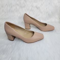 New. These Heels Are New, They Only Have A Small Scratch As Seen In Photo 11. Size. 8.5m Beige Square, Naturalizer Shoes, Shoes Women Heels, Shoes Heels, Pumps, Women Shoes, Cream, Square, Heels