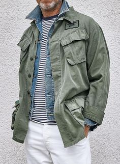 Army Green Jacket, Army Jacket, Smart Casual Outfit, Mens Wear, Men's Wear, Field Jacket, Leather Jacket Men, Stylish Men, Mens Fashion Casual