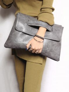 Affordable price buy Clutch Bags on Stylewe, SPU: 11GCLAAA3F0, Color: Black, Theme:All Season, Bag Type:Square. Envelope Handbag, Retro Handbags, Envelope Clutch Bag, Mode Casual, Envelope Bag, Ladies Clutch, Trending Handbag, Envelope Clutch, Leather Clutch Bags