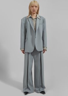 Caris Padded Blazer - Grey Frankie Shop Blazer Outfit, The Frankie Shop Boyfriend Blazer, Frankie Shop Bea Blazer, Frankie Shop Blazer, Luxury Gray Double-breasted Blazer, Belted Trousers, The Frankie Shop, Frankie Shop, Outerwear Women