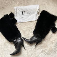 Vintage Christian Dior Leather Knee High Boots With Fur Cover And Dustbag Size 36 1/2 Check These Convertible Dior Boots Out!!! They Not Only Are The Most Beautiful Pair Of Dior Boots To Exist, But You Can Also Switch Up Your Style By Removing The Natural Fur Covers And Convert Them Into Sexy Leather Boots... Such A Beautiful Pair In Amazing Vintage Condition, No Flaws Found During My Item Check Beside Of Course Wear On The Bottom From Use(: Super Cute And Unique. Authentic And Rare. I Have Never In My Life Seen This Pair Anywhere On The Internet, Perfect For Women Who Love A Sexy Black Latex Look With A Unique Flare... Besides New Dior Is Sooo Boring (: The Cutest Boots Ever And Dior Boots, Boots With Fur, Leather Knee High Boots, Vintage Christian Dior, Cute Boots, Knee High Leather Boots, Dior Shoes, Fur Boots, Vintage Shoes