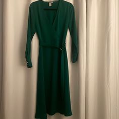 H&M Green Dress Size 6 Gold Buttons On Sleeves Waist Tie Never Worn H&m V-neck Dress For Formal Occasions, H&m V-neck Formal Dress, H&m Formal V-neck Dress, H&m V-neck Midi Dress For Fall, H&m Formal Dresses For Fall, H&m Green Midi Dress For Spring, Elegant H&m Long Sleeve Midi Dress, H&m Formal Midi Length Dress, Elegant Long Sleeve Midi Dress By H&m