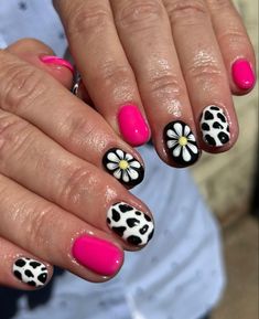 Rodeo Nails, Country Nails, Cow Nails, Gel Mani, Glamorous Nails, Shellac Nails, Bling Acrylic Nails