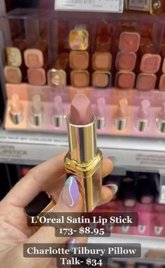 Highlighter Makeup Products, Charlotte Tilbury Makeup Looks, Nude Glam Makeup, Best Charlotte Tilbury Products, Charlotte Tilbury Looks, Best Drugstore Lipstick, Flawless Face Makeup, Charlotte Tilbury Lipstick, Drugstore Lipstick