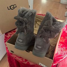 Nice Grey Barely Used Ugg Boots Size 7 Grey Uggs, Xmas Wishlist, Swag Shoes, Winter Rain, Womens Uggs, Ugg Shoes, Ugg Boots, Sneaker Head, Rain Boots