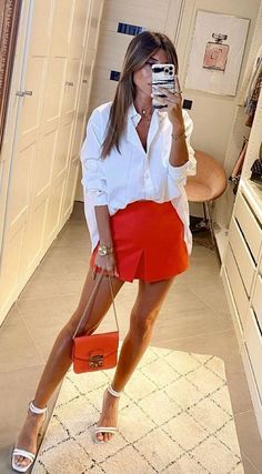 Italy Outfits, Looks Chic, Summer Fashion Outfits, Looks Style, Spring Summer Outfits, Outfits Casuales, Casual Fall, Holiday Outfits, Fashion Outfit