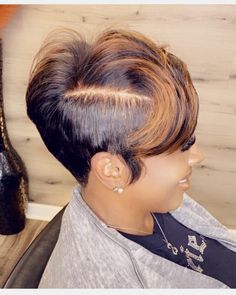 Short Quick Weave Hairstyles, Short Relaxed Hairstyles, Short Shaved Hairstyles, Shaved Side Hairstyles, Natural Hair Cuts, Short Weave