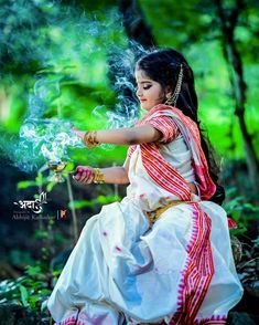 Nava Durga, Traditional Photoshoot, Raja Ravi Varma, Ravi Varma, Indian Wedding Photography Couples, Cartoon Love Photo, Hindu Statues, Regina Cassandra, Haridwar