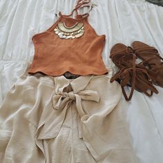 Beautiful Crop Top Beige Halter Top For Spring, Beige Halter Top For Spring And Summer, Beige Halter Top For Summer, Beige Halter Top For Summer Day Out, Summer Beige Halter Top For Day Out, Spring Beige Halter Top For Vacation, Beige Halter Top For Spring Vacation, Beige Halter Top For Vacation In Spring, Spring Vacation Beige Halter Top