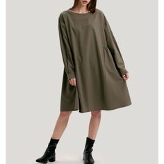 Gentle Herd Roundneck Wool-Blend Dress. Nwt. Size Medium Color Is Army Green Mid-Length Long Sleeves Relaxed Silhouette With A Flared Hem Wool/ Polyester/ Viscose/ Spandex Length: 37.25” Armpit To Armpit: 22” Will Ship The Same/ Next Day M-F. If You Have Any Questions Please Feel Free To Ask. Oversized Fall Dress For Workwear, Oversized Dresses For Fall Daywear, Oversized Fall Workwear Dress, Oversized Workwear Dresses For Fall, Oversized Solid Color Midi Dress For Fall, Oversized Solid Midi Dress For Fall, Olive Long Sleeve Midi Dress, Oversized Midi Dress For Fall, Oversized Long Sleeve Midi Dress