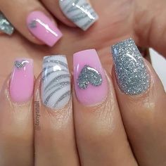 Spring Pedicure Ideas Toenails, Spring Pedicure Ideas, Spring Pedicure, Pedicure Ideas, August Nails, Valentine Nail Art, Salon Ideas