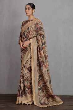 Shop for Torani Beige Chandan Chandani Saree for Women Online at Aza Fashions Beige Saree, Indian Women Fashion, Kalamkari Saree, Printed Saree, Stylish Sarees, Trendy Fashion Outfits, Organza Saree, Indian Fashion Designers, Indian Designer Outfits