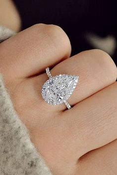 Tear Drop Pear Halo Engagement Ring Side View Trending Engagement Rings, Ring Trends, Best Engagement Rings, Princess Cut Rings, Engagement Ring Diamond Cut, Dream Engagement Rings, Halo Diamond Engagement Ring, Halo Engagement Ring, Halo Engagement