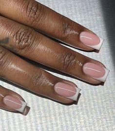 Gel Nails Short French Tips, Biab French Tips, Short Coffin Nails French Tip, French Nails Black Women, Curved French Tip Nails, Dip Nails French Tip, Dip French Tip Nails, Biab French Tip, Short Square French Tip Nails