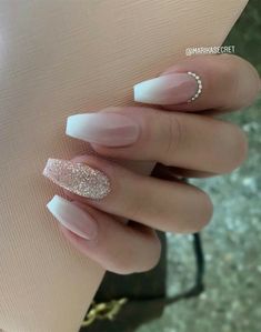 Nails Inspo Nails Mismatched, Nails Ombre, Valentine Nails, Nails Glitter, Ideas Nails, Acrylic Nails Coffin Short, Summer Acrylic Nails, Glam Nails