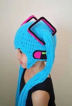 My handmade Hatsune Miku anime crochet wig hat is cute,simple and elegant. The colors look rich and I make sure all orders have close details from the picture with good quality and craftsmanship. This will look good on your baby or girls,women it can be used as baby photos props with anime costume. For moms,mom to be, Who doesn't want their baby or girls looks nice like a pretty anime character? I'll be delighted to crochet this for you. Let me know the exact age and size of the person that will Hatsune Miku Crochet, Miku Crochet, Crochet Wig Pattern, Miku Costume, Anime Crochet, Hat Cosplay, Anime Hats, Crochet Costumes, Crochet Wig