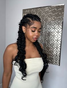 Braids On Black Women, Summer Protective Styles, Protective Styles For Black Women, Graduated Bob Haircuts, Graduated Bob, Haircuts For Older Women, Big Box Braids Hairstyles, Blonde Curly Hair, Braided Cornrow Hairstyles