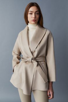 Wrap Jacket Outfit, Light Jackets For Women, Wrap Coat Outfit, Modern Chic Outfits, Wool Robe, Shawl Jacket, Shawl Collar Jacket, Unlined Jacket, Belted Wrap Coat