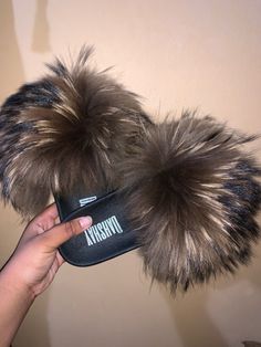 Ships the same day📦 #shoes #fur #furcoat #slides #furslides #slippers #furslippers #giftforher #valentine #valentinesdaygift #womensfashiontrends Fluffy Flip Flops, Anastasia Music Box, Cheap Long Bridesmaid Dresses, Fluffy Sandals, Pom Pom Key Chain, Crocs Boots, Fur Keychain, Pom Pom Keychain, Slides Slippers