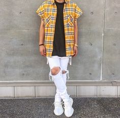 Fire Fits, Mens Designer Fashion, Outfits Men, Ripped Jean, Streetwear Fashion, Cool Style, Fashion Photography, Fashion Week, Street Style