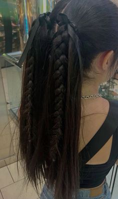 🎀🎀🎀 Braided Ponytail Aesthetic, Hair Inspo Long Hairstyles, Camo Hairstyles, Ponytail With Braids Hairstyles, Dance Practice Hairstyles, Geek Hairstyles, Hairstyle Inspo Aesthetic, Cute Hair Styles Long Hair, Fun Braided Hairstyles