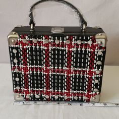 Plaid Hardcase Bag Red Square Box Bag With Top Carry Handle, Red Square Box Bag With Top Handle, Red Square Shoulder Bag, Red Crossbody Box Bag With Top Carry Handle, Black Bag With Adjustable Strap And Rectangular Case, Black Bag With Adjustable Strap And Rectangular Shape, Black Bag With Adjustable Strap In Rectangular Case, Black Crossbody Box Bag With Top Carry Handle, Trendy Rectangular Satchel With Snap Closure